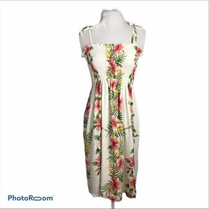 Shannon Marie Hawaiian Hibiscus dress Rayon